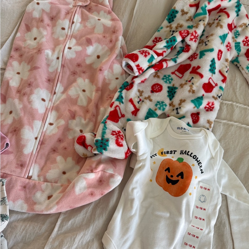 Baby Clothes Bundle - Picture 4 of 5